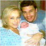 David, sa femme Jaime et son fils Jayden quelques heures aprs sa naissance.