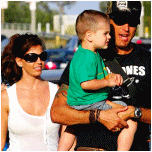 Charisma, son mari Damian et son fils Donovan.